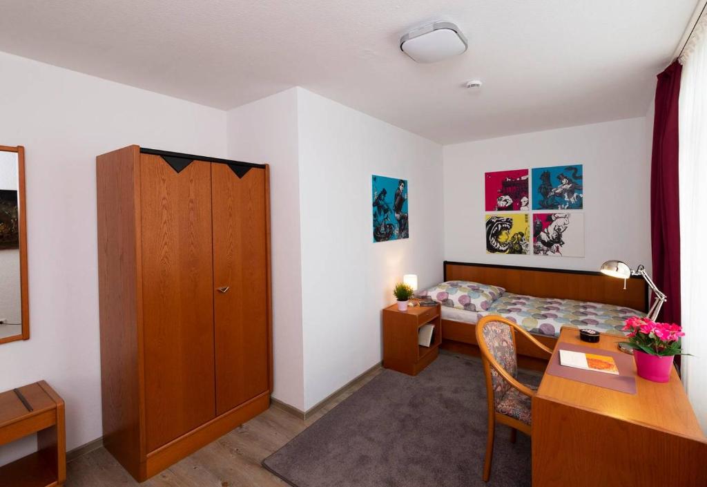 Sonnenschein Appartement room 4